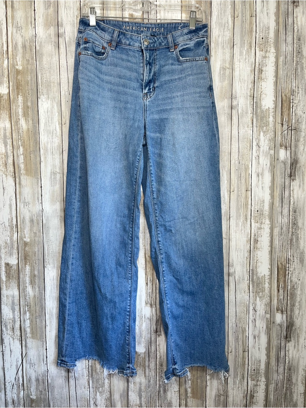 American Eagle Super High Rise Baggy Wide Leg Jeans Medium Wash Size 4 - Picture 3 of 10